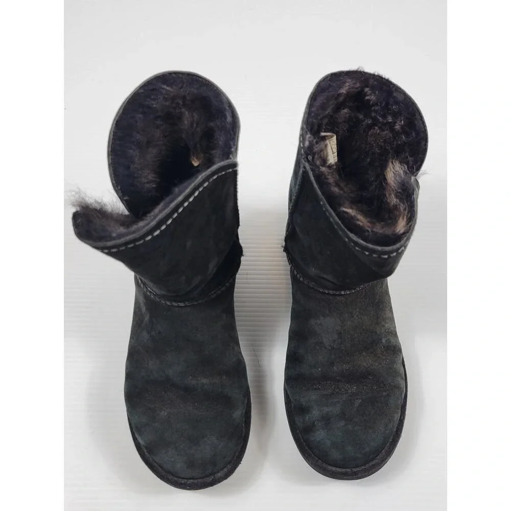 UGG Suede Short Boots Meadow 1008043 Black Womens 7